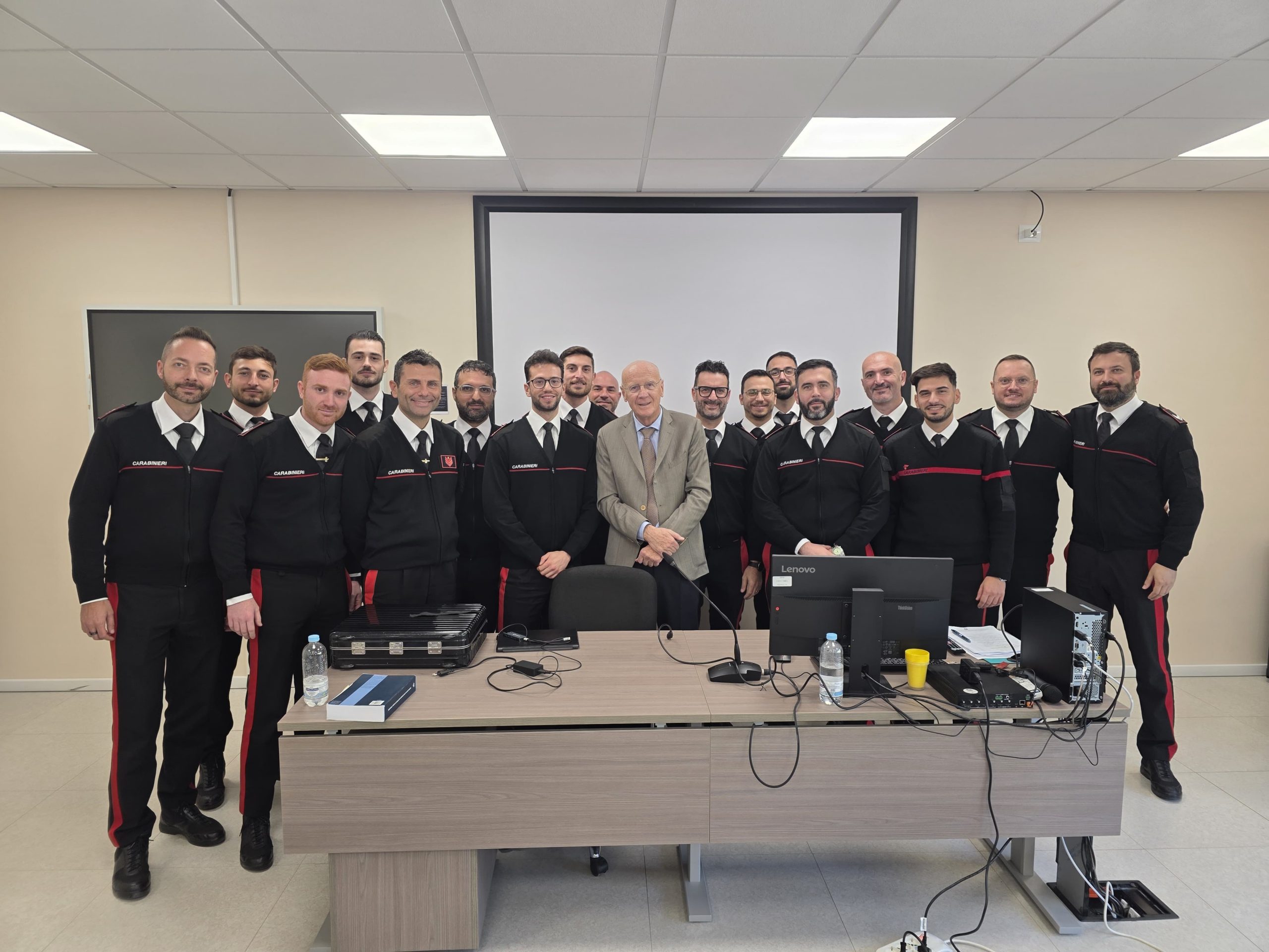 Formazione CEI: concluso il corso di Elettrotecnica e impiantistica generale al CAST di Velletri per l’Arma dei Carabinieri